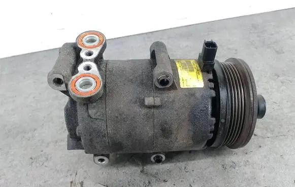 Ford Focus C-MAX Air conditioning (A/C) compressor (pump) 3M5H19D629PF