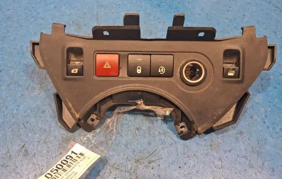 AC 428 Folding roof switch 