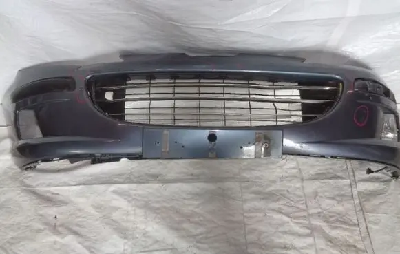 Peugeot 407 Front bumper