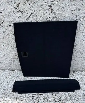 Trunk/boot floor carpet liner