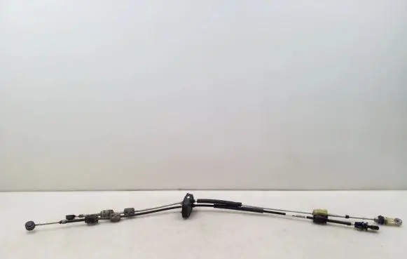 Opel Astra J Gear shift cable linkage 55576410