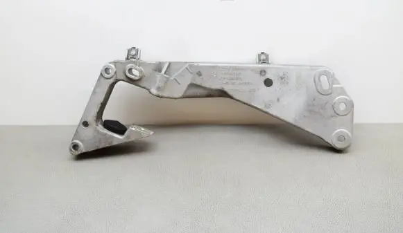 BMW 4 F32 F33 Gearbox mounting bracket 6769281