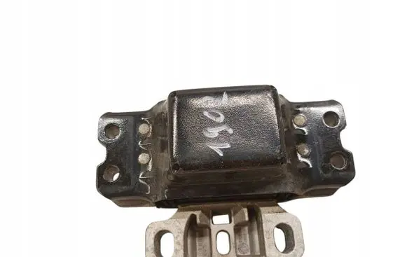 Skoda Octavia Mk3 (5E) Engine mount vacuum valve 1K0199555