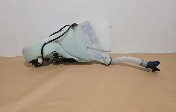 Ford Ranger Windshield washer fluid reservoir/tank HK8317B613B