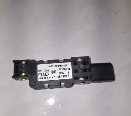 Audi A6 S6 C5 4B Airbag deployment crash/impact sensor 4B0959643C 231202 0231A03MLCW