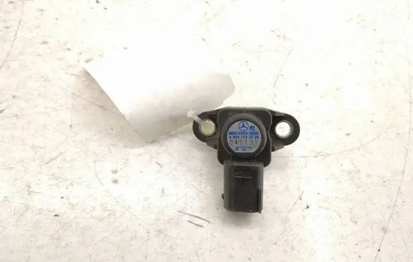 Mercedes-Benz C W203 Air pressure sensor 0041533328 0051537228