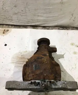 BMW 7 E38 Rear differential