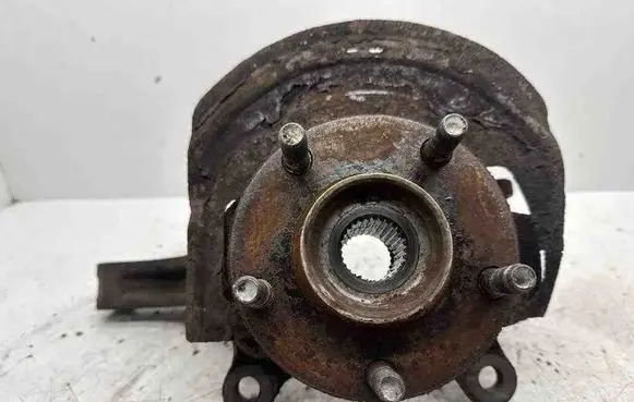 Nissan Qashqai Front wheel hub 