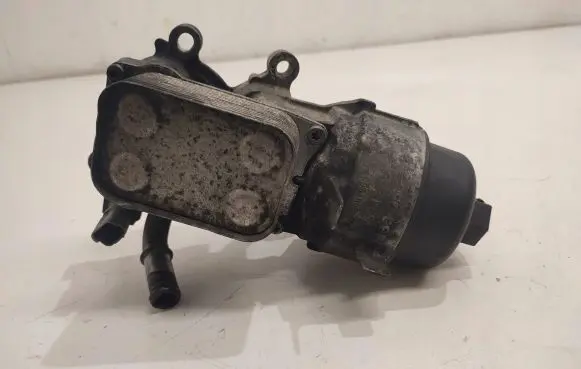 Citroen C4 I Picasso Oil filter mounting bracket
