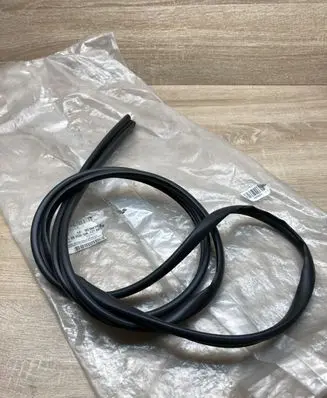 Opel Corsa B Other trunk/boot trim element 90386754