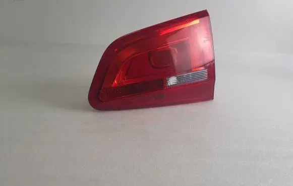 Volkswagen Sharan Tailgate rear/tail lights 7N0945094H