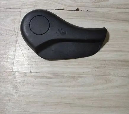 Nissan Qashqai Seat adjustment handle L0320009