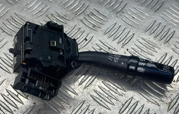 Toyota Corolla E120 E130 Wiper control stalk 173654
