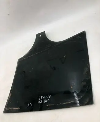 Mercedes-Benz GLC C254 Rear door window glass 43r002092