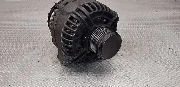 Volvo V70 Generator/alternator 30658086 0124525050