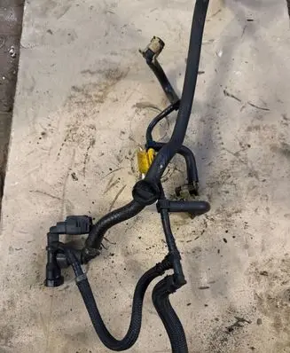 Renault Scenic III - Grand scenic III Fuel return line/hose 166714557R 15714557 003027