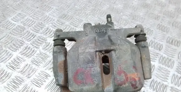 Mazda CX-5 II Front brake caliper 6070