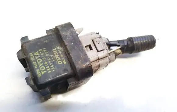 Toyota Yaris Glow plug pre-heat relay 2861067010 28610-67010