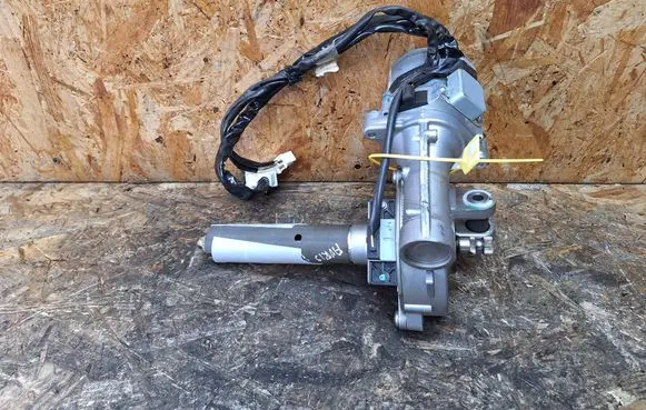 Toyota Auris 150 Power steering pump 45200-02281
