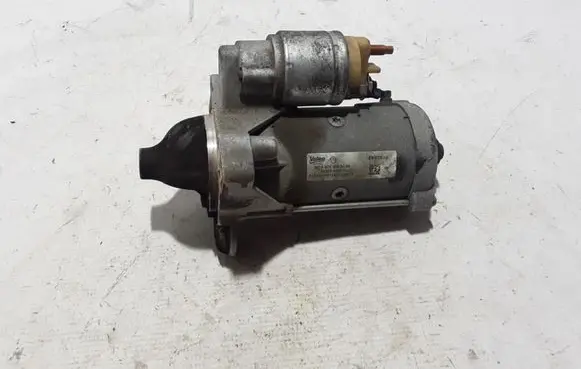 Renault Master III Starter motor 233009813R