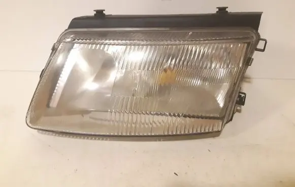 Volkswagen PASSAT B5 Headlight/headlamp 14869100