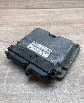 Opel Sintra Engine control unit/module ECU 90569337 0281001637