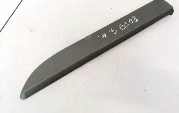 Renault Megane II Rear arch trim 8200073477C