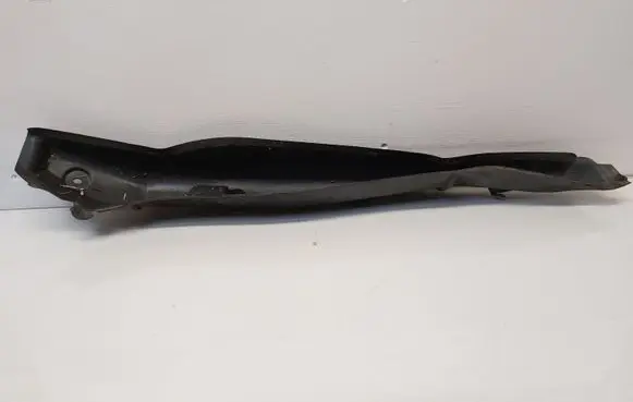Mercedes-Benz CLA C117 X117 W117 Fender end trim A1178890000