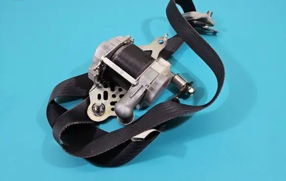 Subaru Forester SJ Front seatbelt 7T8310-P IMPRK1458777