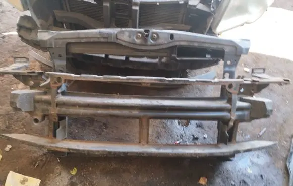 Skoda Octavia Mk2 (1Z) Radiator support slam panel
