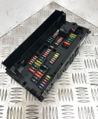 BMW 5 F10 F11 Fuse box set 9252815