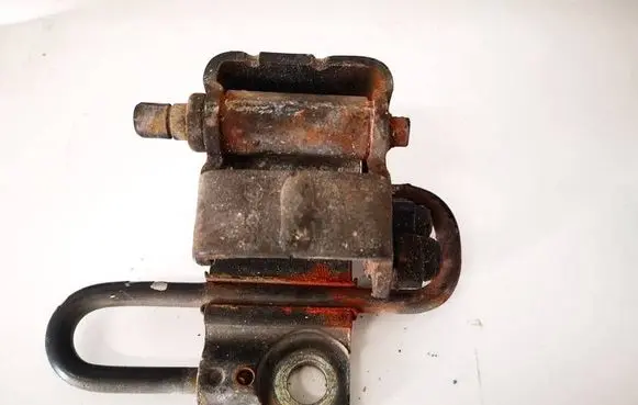 Seat Ibiza III (6L) Front door upper hinge 