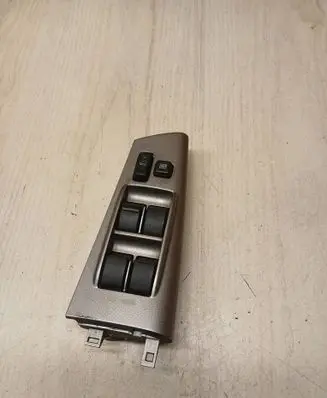 Toyota Corolla E120 E130 Electric window control switch 7423202270