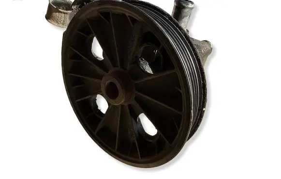 Volvo XC70 Power steering pump 30741122 7613955147