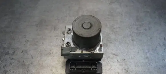 Toyota Avensis T270 ABS Pump 0265956309 44540-05150