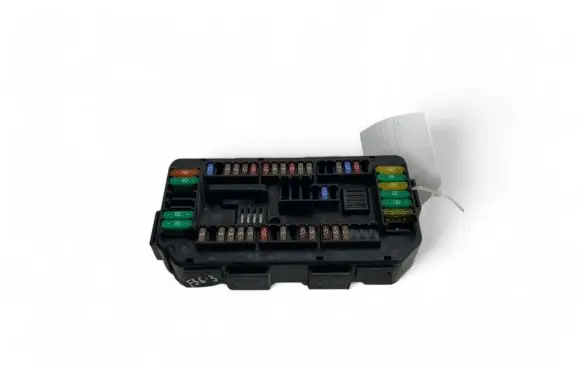 BMW 4 F36 Gran coupe Fuse module 9389068