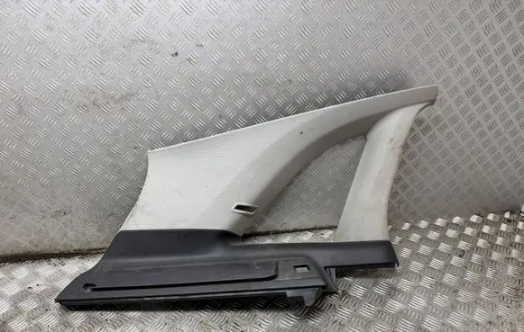 Mercedes-Benz B W245 (C) pillar trim A1696907925