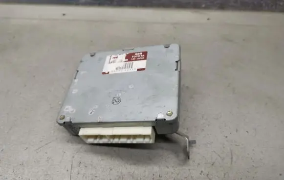 Toyota Corolla E110 ABS control unit/module 8954012410