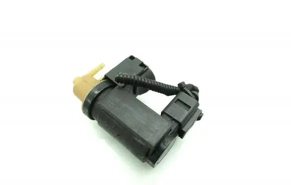 Volvo S60 Vacuum valve 31339808