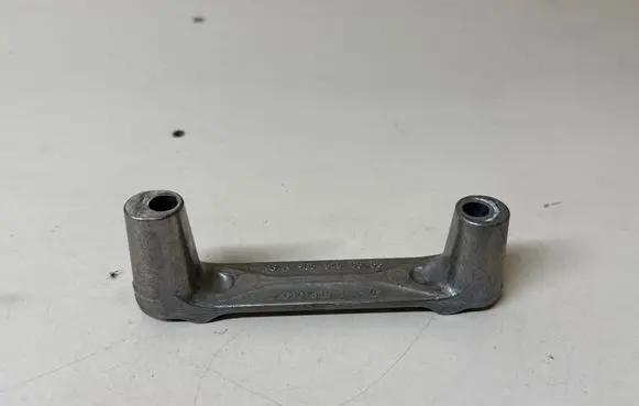 Mercedes-Benz Sprinter W906 Bracket in trunk/boot A9065450586