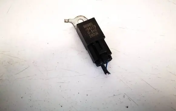 Toyota Avensis T270 Other relay 9098004179 90980-04179