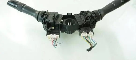 Wiper turn signal indicator stalk/switch
