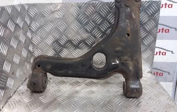 Opel Astra G Front lower control arm/wishbone 11661