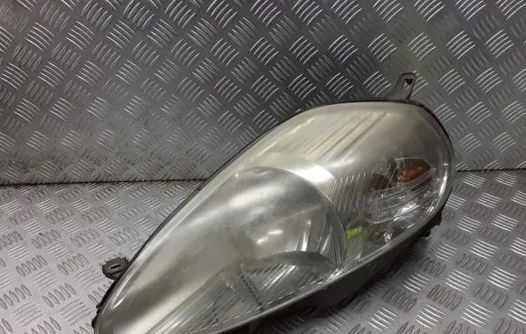 Fiat Grande Punto Headlight/headlamp