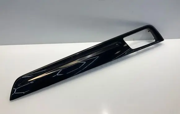 Porsche Cayenne (9Y0 9Y3) Front door trim bar 9Y0867102