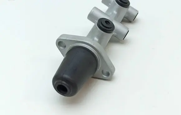 Aixam Crossline Master brake cylinder 6AP014A