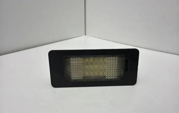 BMW 5 E60 E61 Number plate light 10R047137