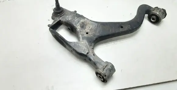 Land Rover Discovery 3 - LR3 Front lower control arm/wishbone