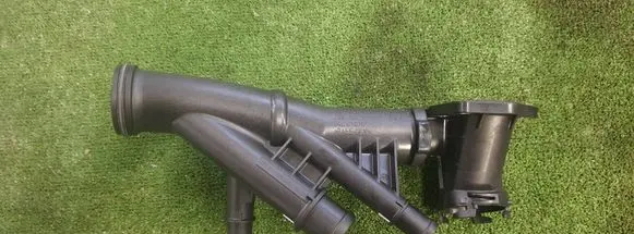 Volkswagen Transporter - Caravelle T6 Engine coolant pipe/hose 04L121071F