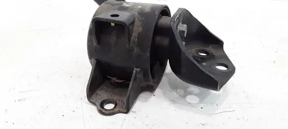 Hyundai i20 (PB PBT) Engine mount bracket